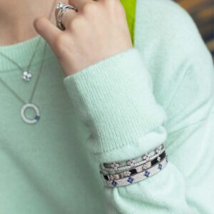 ROBERTO-COIN-LOVE-IN-VERONA-18K-WHITE-GOLD-PAVE-DIAMOND-BLUE-SAPPHIRE-BANGLE-ADZ888BA2044_WEAR.jpg